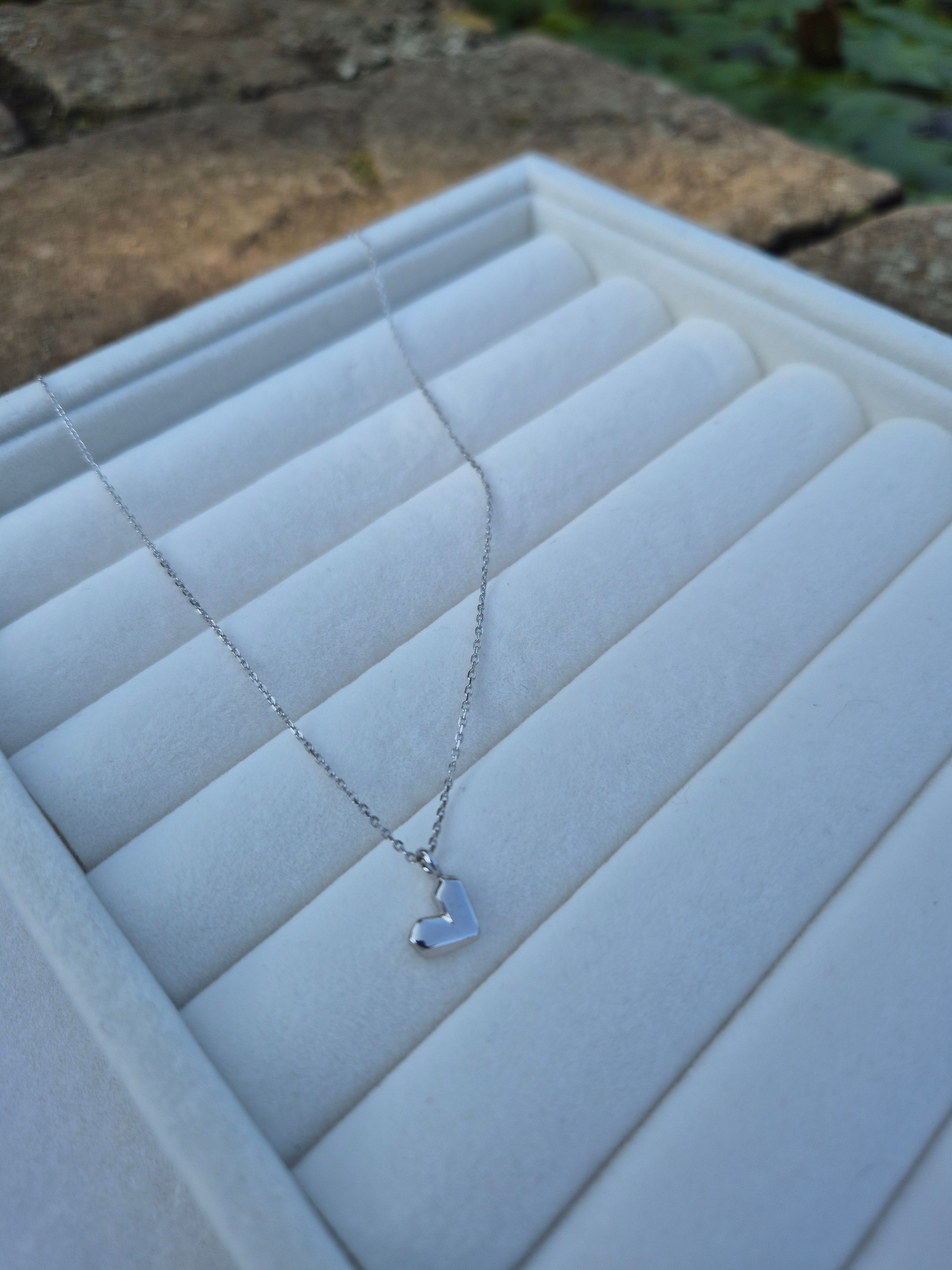 Elegant 925 Sterling Silver Heart Pendant Necklace – Minimalist Water Wave Chain