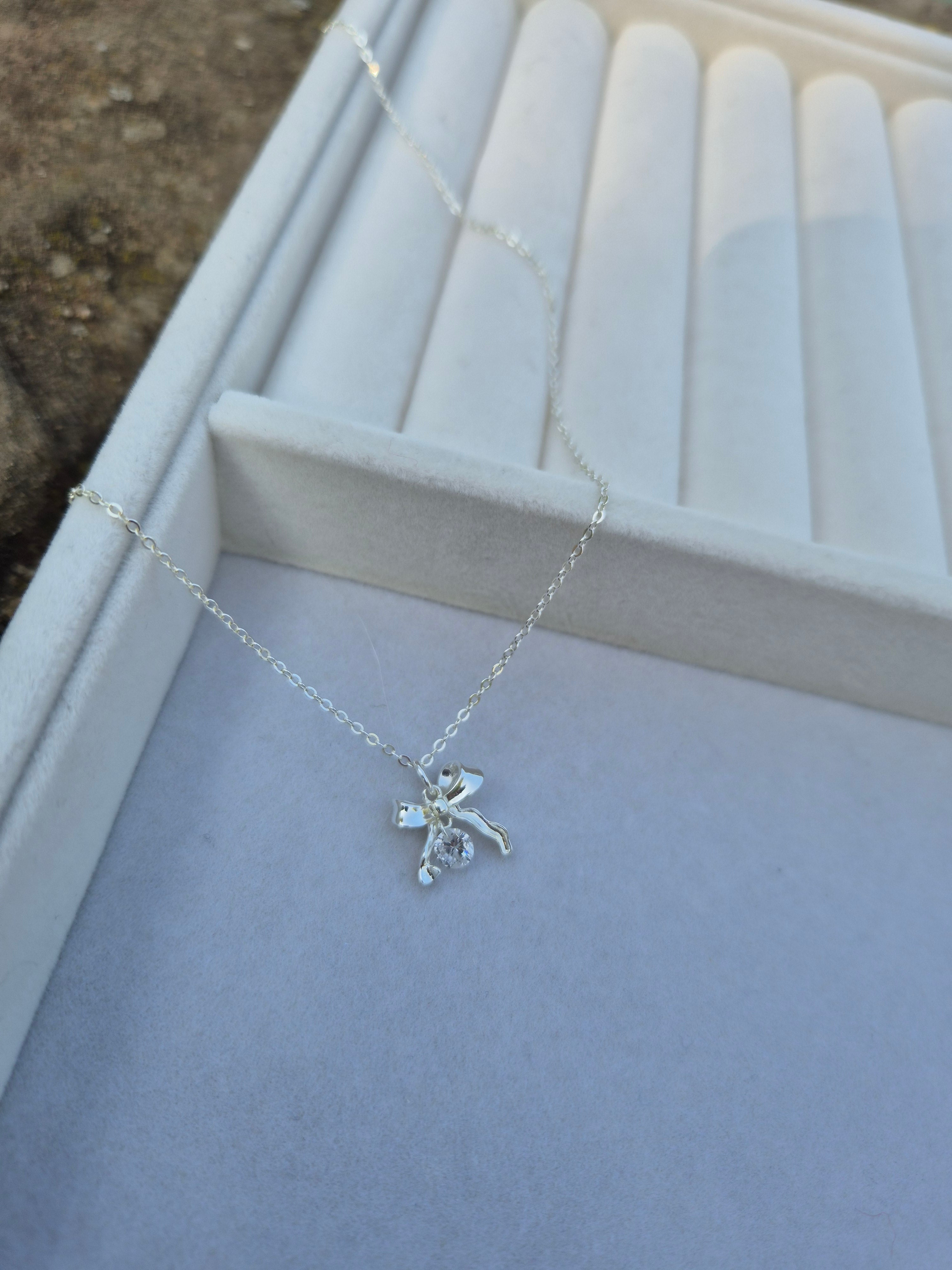 Elegant 925 Sterling Silver Bow Ribbon Necklace - Minimalist Zircon Pendant for Women